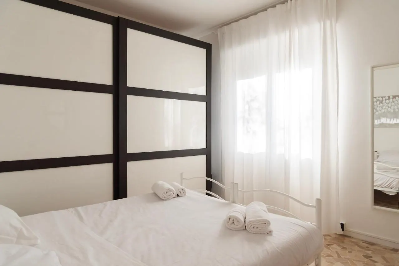 Casa Botticelli - 15 Minuti Dal Duomo Apartment Milan