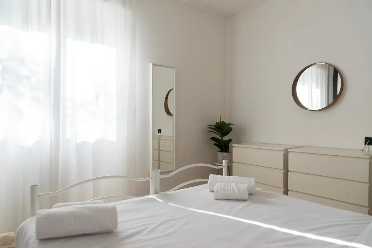 Casa Botticelli - 15 Minuti Dal Duomo Apartment Milan 0*,